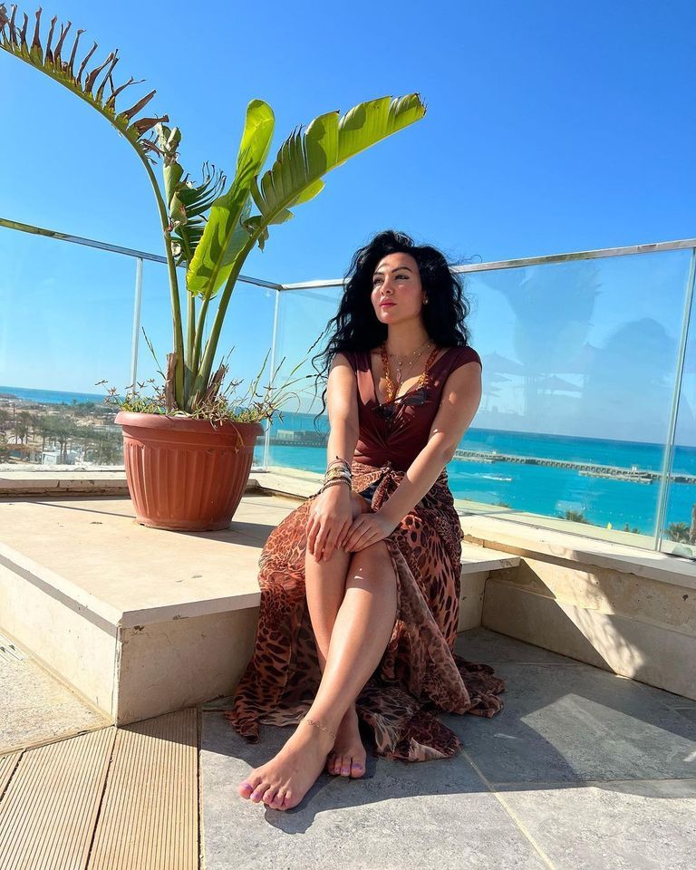 عدد من نجوم الفن يحرصون على مشاركة جمهورهم لحظاتهم المميزة