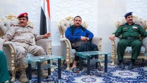 لقاء في شبوة يشدد على ضرورة تضافر الجهود للحفاظ على أمن واستقرار المحافظة