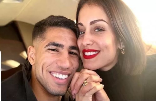 لهذا السبب طلب الجمهور من اللاعب أشرف حكيمي أن يطلقها فوراً.. جوانب خفية لا تعرفها عن زوجة اللاعب المغربي والصدمة في ديانتها الحقيقية!صادم جداً