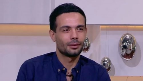 (هاين عليا أرمي نفسي من البلكونة).. لن تصدق من هو بطل مسلسل (رأفت الهجان) الذي ترك التمثيل بسبب الديون؟