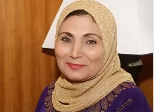 سألو فاطمة عيد عن سبب حب ضرتها الكبير لها.. فصدمت إجابتها الجميع..لن تتوقع ردها؟!! لن تصدق السبب