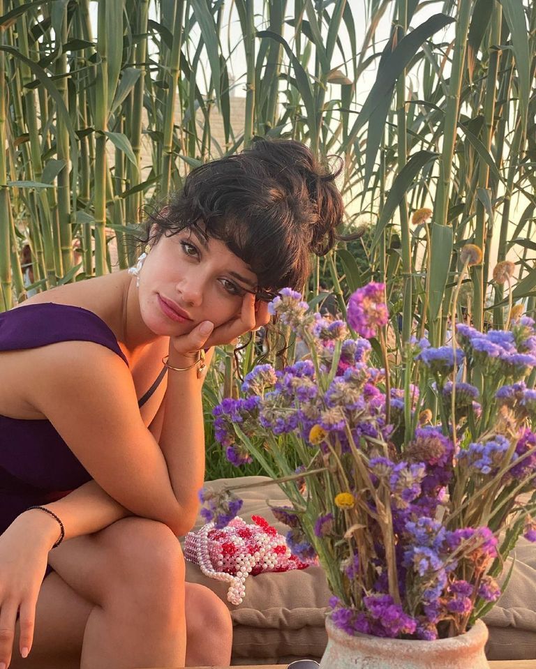 سينتيا خليفة.. أزياء عصرية تتسم بالجرأة والإثارة (صور)