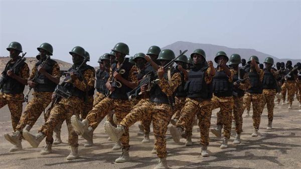 شرطة المنشآت بمأرب تحتفل بتخرج الدفعة التاسعة مهارات أمنية وقتالية