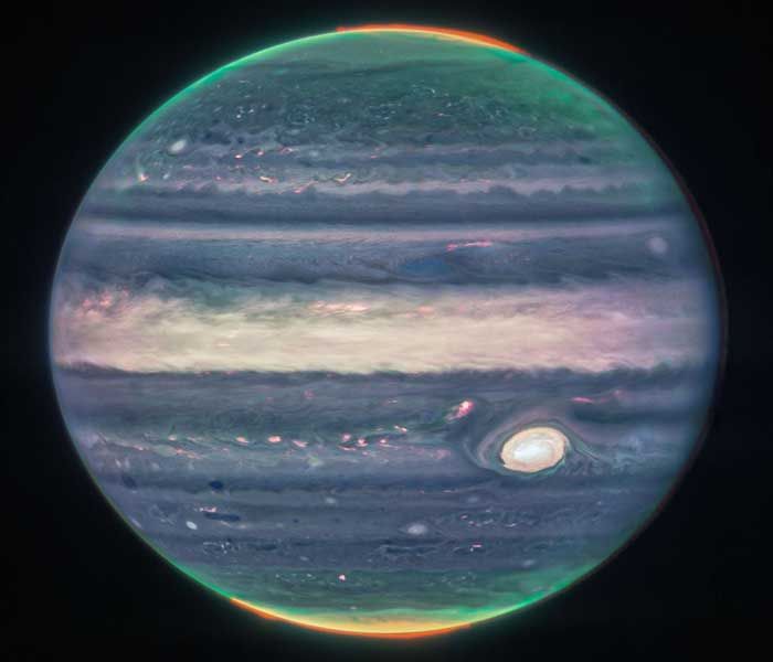 تلسكوب ‘‘جيمس ويب’’ يلتقط صورة مذهلة وغير مسبوقة لكوكب المشتري فاجئت العلماء وأصابتهم بالحيرة والذهول..(شاهد)