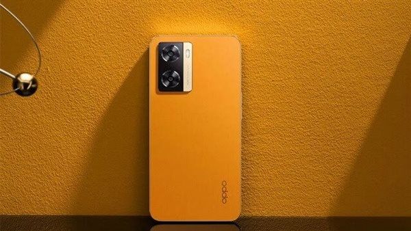 سعر ومواصفات Oppo A77s.. الهاتف الثالث في العائلة