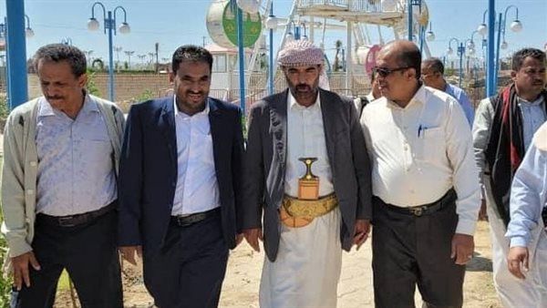 الباكري يتفقد مستوى الانجاز في حديقة جرين سيتي بمأرب