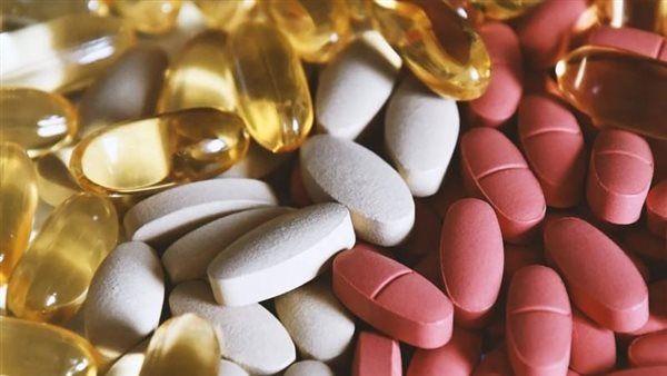 دراسة جديدة تتحدى الادعاءات الصحية المتعلقة بفيتامين D3 ومكملات أوميغا 3.. ماذا أظهرت؟
