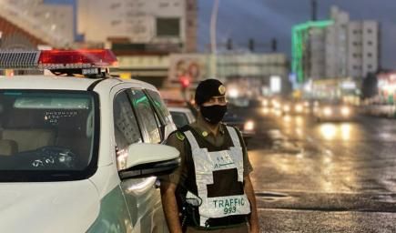 المرور السعودي يضع عقوبة 1000 ريال لكل من يوجد لديه هذا الشئ داخل سيارته تخلص منه فوراً!