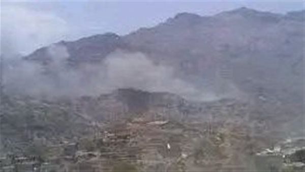 مليشيات الحوثي تقصف منازل وقرى بمديرية ماوية جنوب مدينة تعز