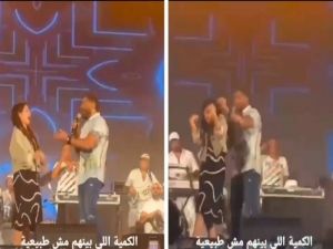 اتفرج:الفنانه السعودية أسيل عمران ترقص مع الفنان المصري "تامر حسني" على المسرح في الساحل الشمالي