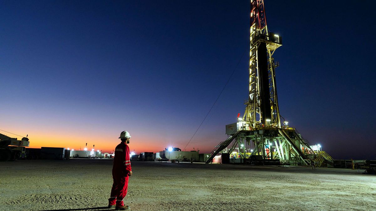 عُمان تعتزم الاكتتاب على "أوكيو" للغاز الأكبر بالسلطنة