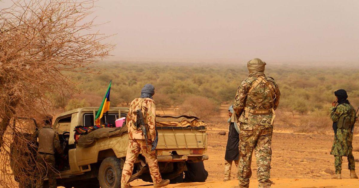 الطوارق يعلنون سيطرتهم على معسكر جديد شمال مالي