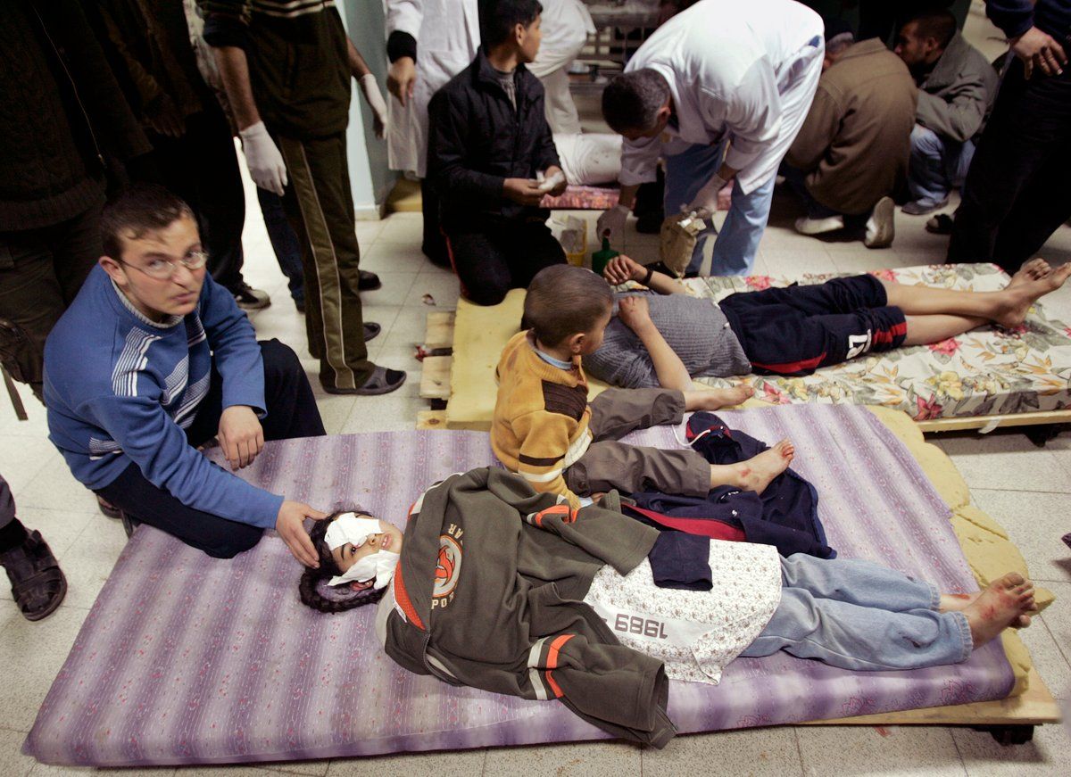 آلاف الغزيين "أحياء أموات".. ما القصة؟