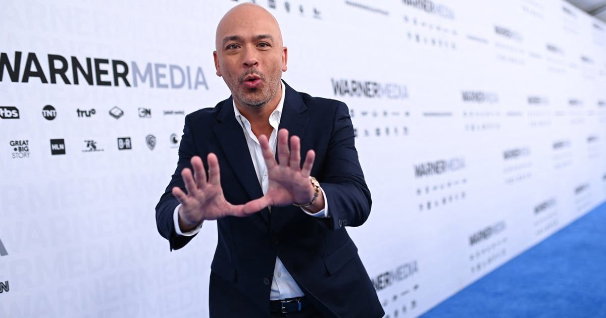 الفكاهي جو كوي يتولى تقديم حفل جوائز "غولدن غلوب"