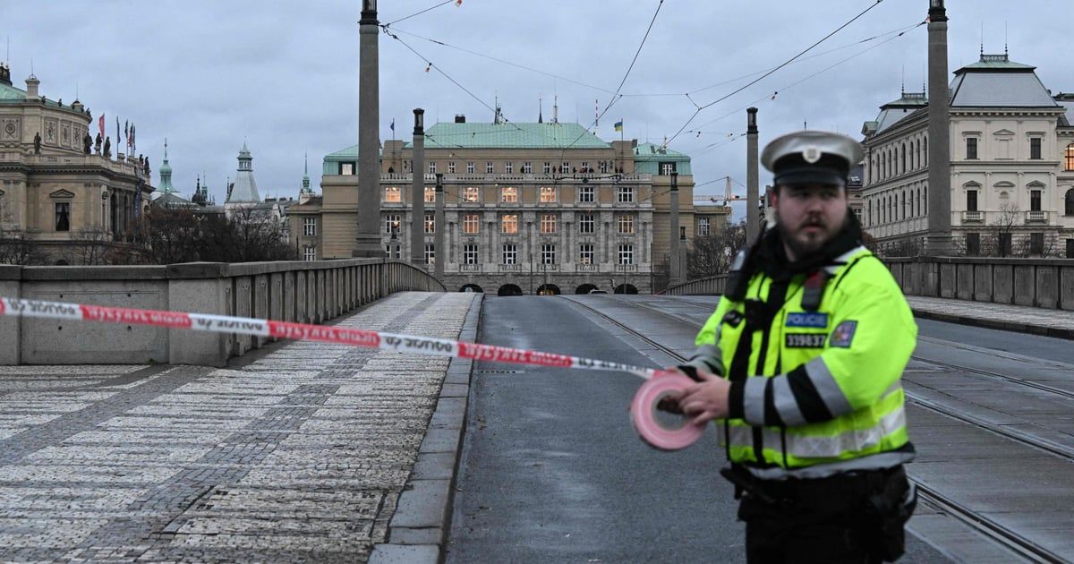 الإمارات: نتابع حالة مواطن وزوجته أصيبا بحادث إطلاق النار في براغ