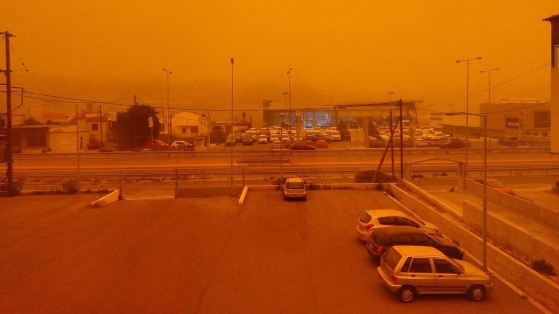 أثينا تختنق بالغبار والرمال المنبعثة من الصحراء الكبرى