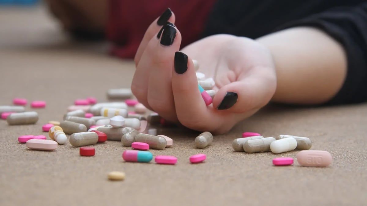 "وصية 30 ثانية" لفتاة قبل انتحارها تثير جدلاً في مصر