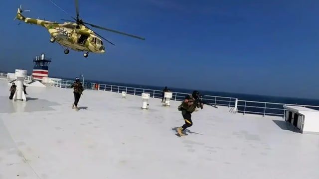 كيف استعدت ميليشيا الحوثي لمعركة البحر الأحمر؟