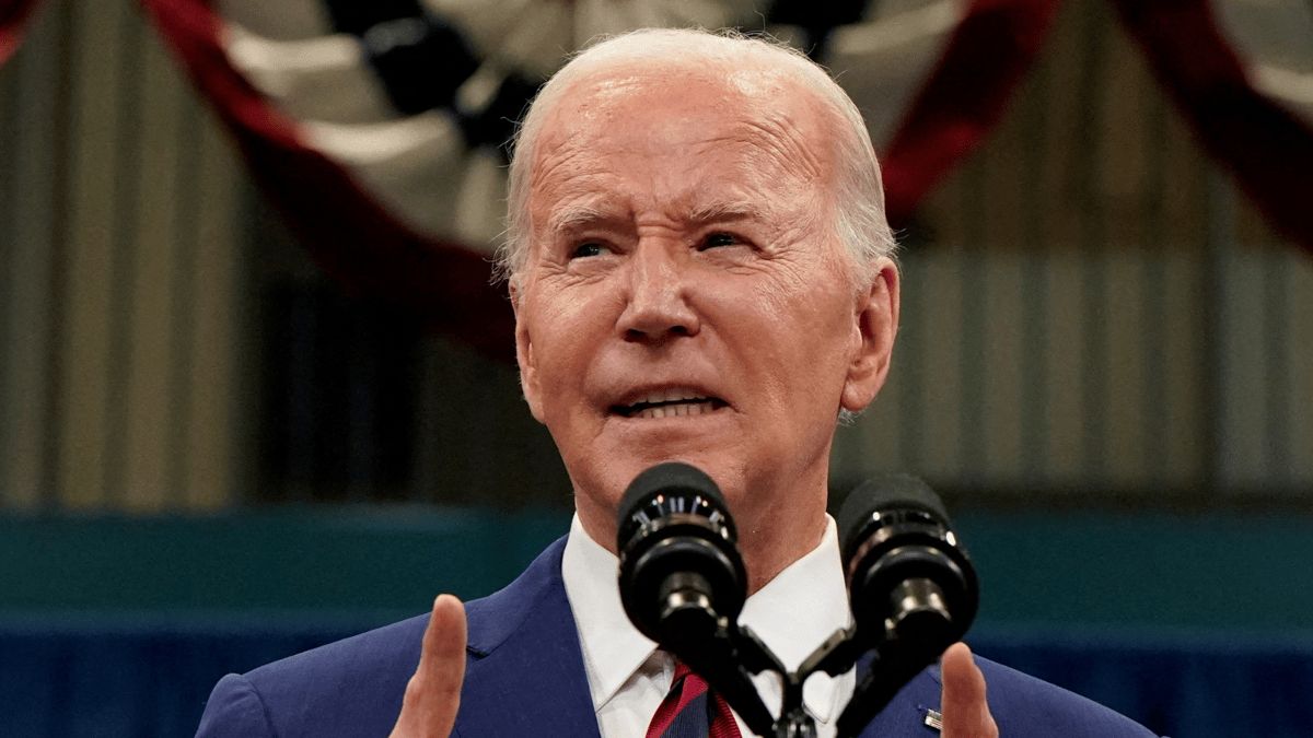 "بلومبيرغ": نجاحات منقوصة لبايدن في توطين وظائف القطاع الصناعي