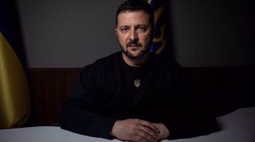 الرئيس الأوكراني يقيل عددا من مستشاريه