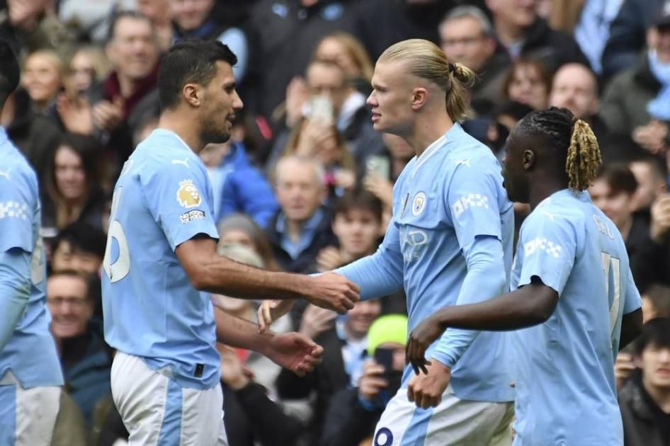 نجم مانشستر سيتي يعلق على قمة أرسنال