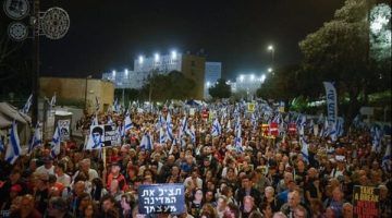 سيقودنا للهاوية.. عشرات الآلاف من الإسرائيليين في مظاهرات حاشدة لعزل نتنياهو| فيديو