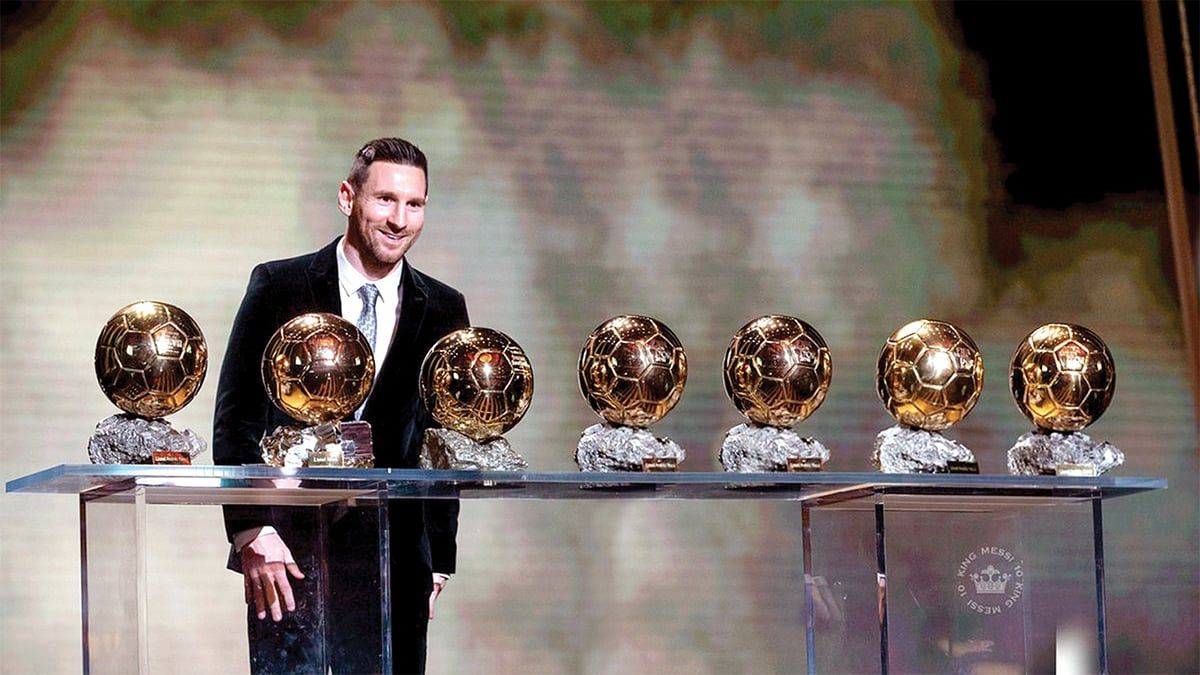 استبعده من الكرة الذهبية.. ميسي يصدم محمد صلاح