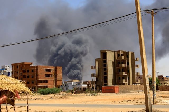 دخان الاشتباكات في السودان ـ أرشيف