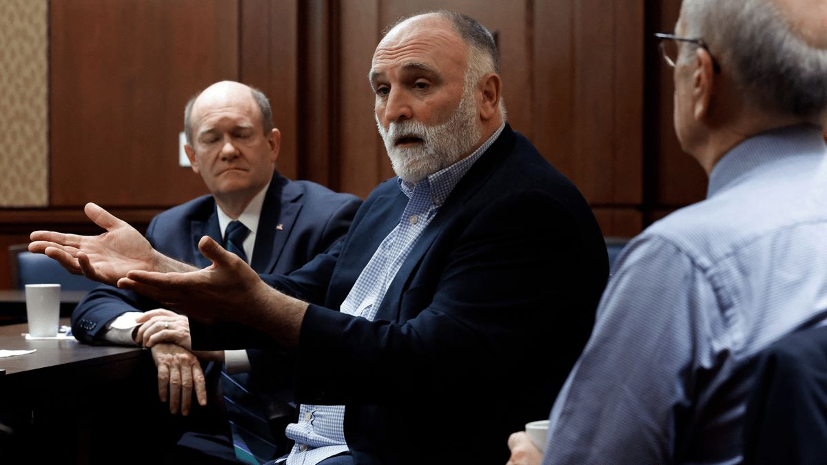 طاهٍ شهير يتفوق على "جهود واشنطن" لإيصال الغذاء إلى غزة