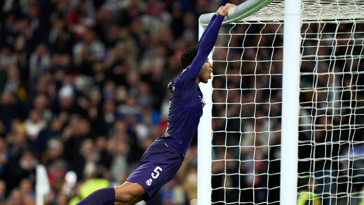 وجّهها لمن؟.. إشارة مثيرة من بيلينغهام (فيديو)