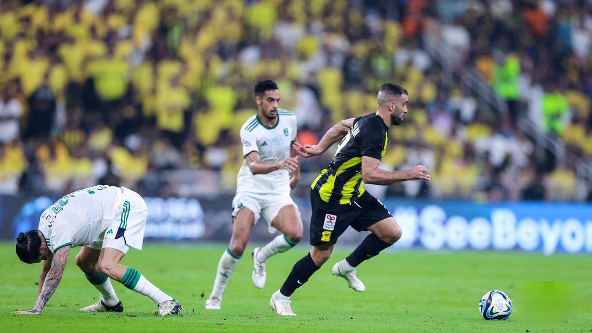 غضب عارم بسبب تغريدات الأهلي عقب الفوز على الاتحاد (صور)