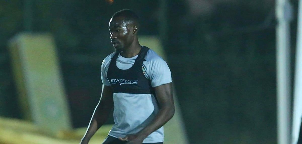 لقطة الموسم في العراق.. لاعب يرفض احتساب ضربة جزاء لصالحه (فيديو)