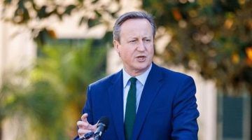 وزير الخارجية البريطاني يعلن تحقيق بلاده في قتـ.ل إسرائيل مواطنين بريطانيين