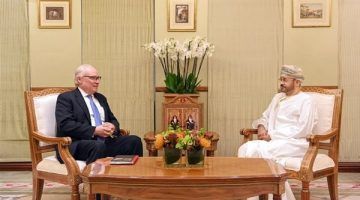 وزير الخارحية العماني يؤكد ضرورة وقف الحرب وإطلاق النار في غزة