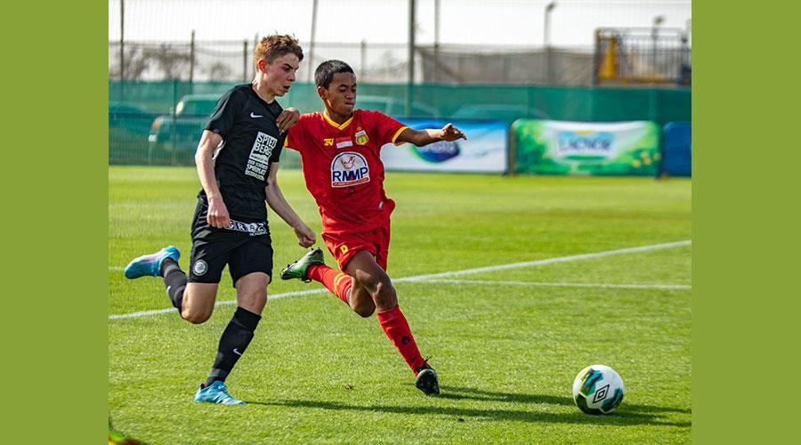 40 فريقاً في «كأس مينا دبي» لكرة القدم