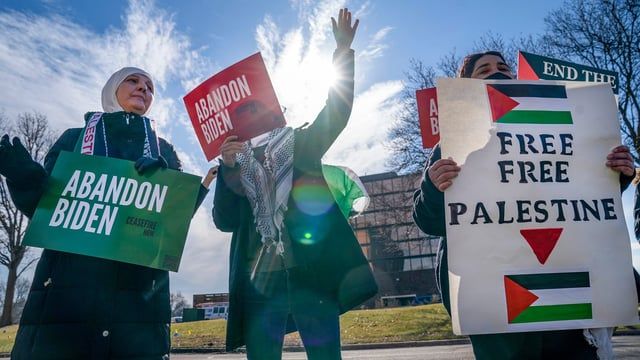 واشنطن بوست: الانتخابات التمهيدية كشفت نقاط ضعف بايدن وترامب