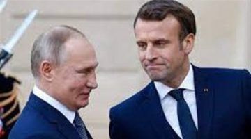 موجهًا اتهامًا خطيرًا.. ماكرون يندد بتلميحات روسيا بعد مكالمة وزيري دفاع البلدين
