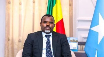 الصومال تطرد سفير إثيوبيا وتغلق قنصليتين لها على أرضها