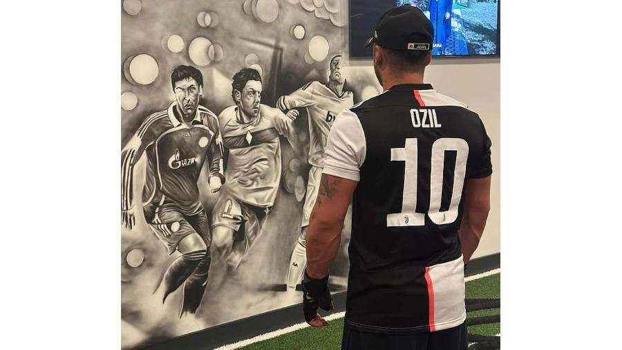 أوزيل يعلن حبه ليوفنتوس ويشطب أرسنال