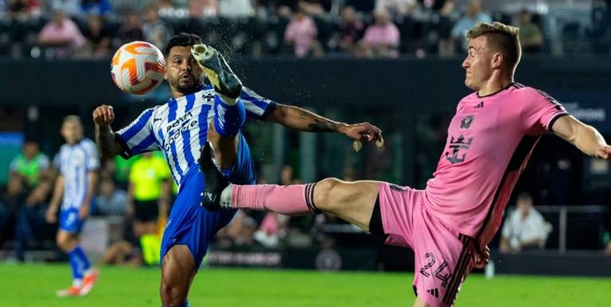 مدرب مونتيري المكسيكي: ميسي أراد أن يقاتلني