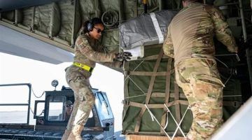 بمشاركة مصرية.. الإمارات تنفذ الإسقاط الـ 26 للمساعدات الإنسانية على قطاع غزة