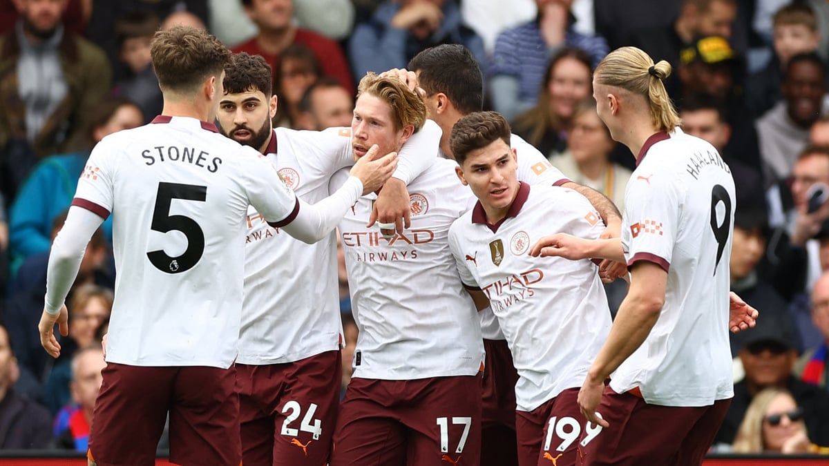 ترتيب الدوري الإنجليزي.. مانشستر سيتي يتصدر مؤقتا بالفوز على كريستال بالاس
