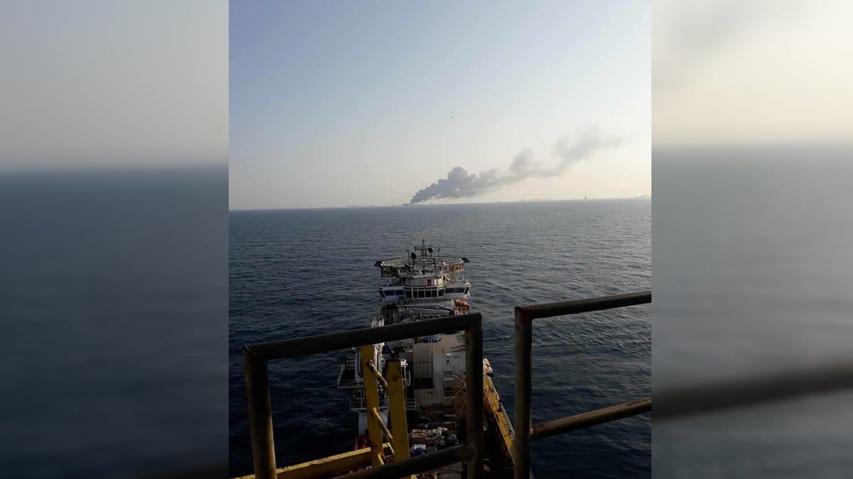 اندلاع حريق هائل بمنصة بحرية في خليج المكسيك (فيديو)