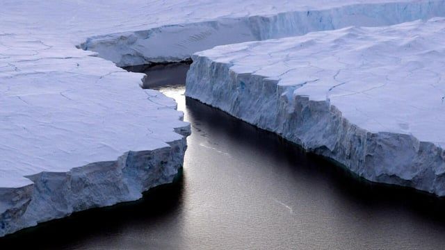 "عواقب قد تكون مدمرة".. باحثون يحذرون من تحول مفاجئ في "أبرد نقاط العالم"