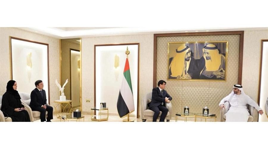 مدير عام جمارك دبي يبحث مع قنصل كوريا الجنوبية سبل تعزيز أوجه التعاون الجمركي