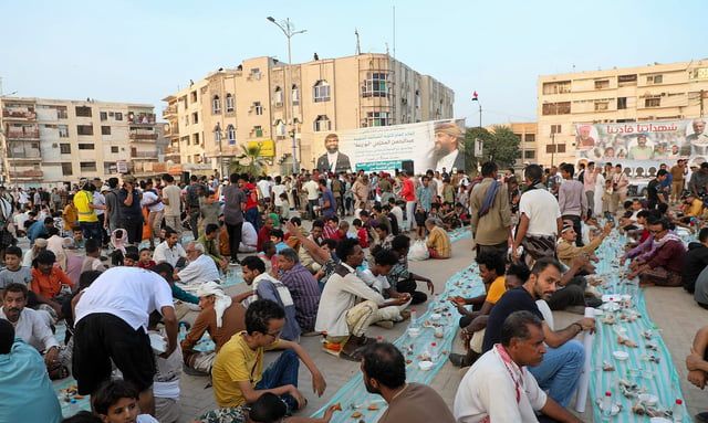 إفطار جماعي في عدن