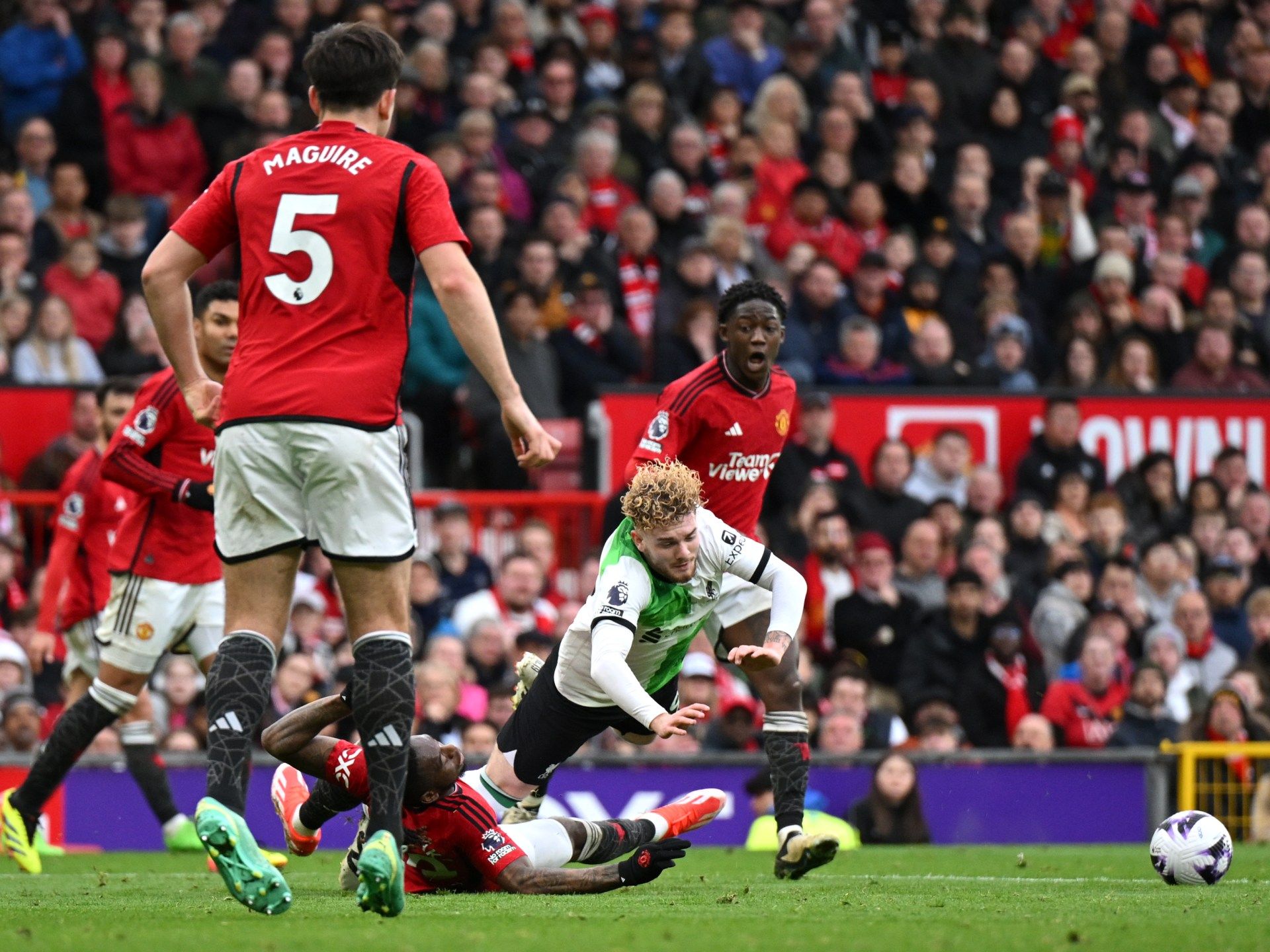 ركلة جزاء ليفربول وهمية أم صحيحة؟.. قرار يقسم خبراء وجماهير كرة القدم - موقع الخليج الان