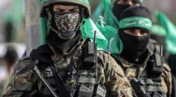 وفد حماس يلتقي مسئولين مصريين في القاهرة وسط محادثات للتهدئة بقطاع غزة