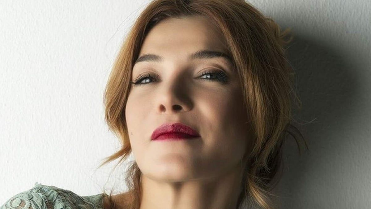 ندى أبو فرحات تتحدث لـ"الخليج 365" عن تجربة "نقطة انتهى"