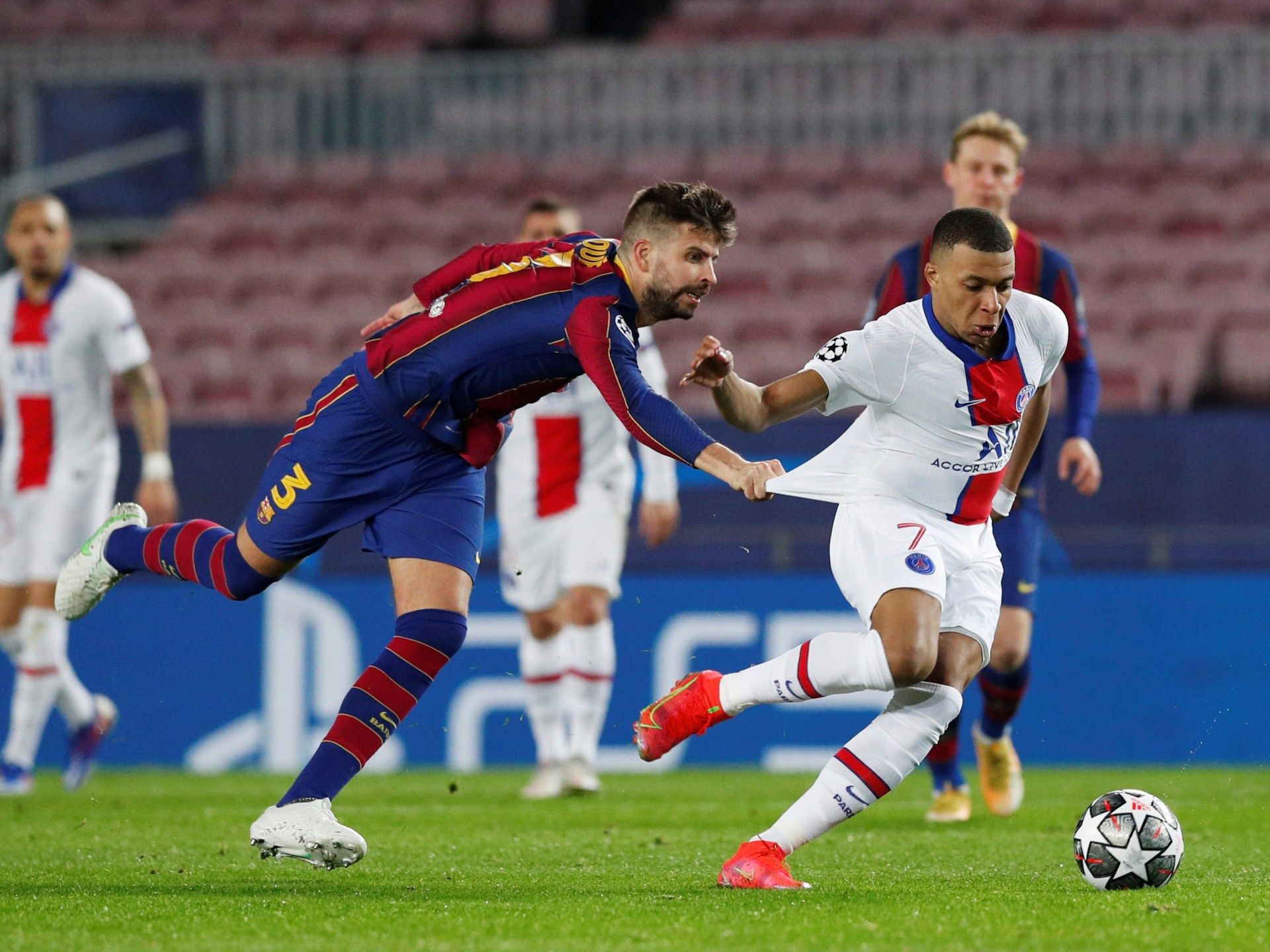 موعد مباراتي باريس سان جيرمان ضد برشلونة وأتلتيكو مدريد أمام دورتموند والقنوات الناقلة - موقع الخليج الان